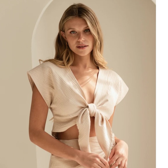 Essentiels Mtl Tops - Essentiels Mtl Light Pink Pastel Cotton Tie front crop top